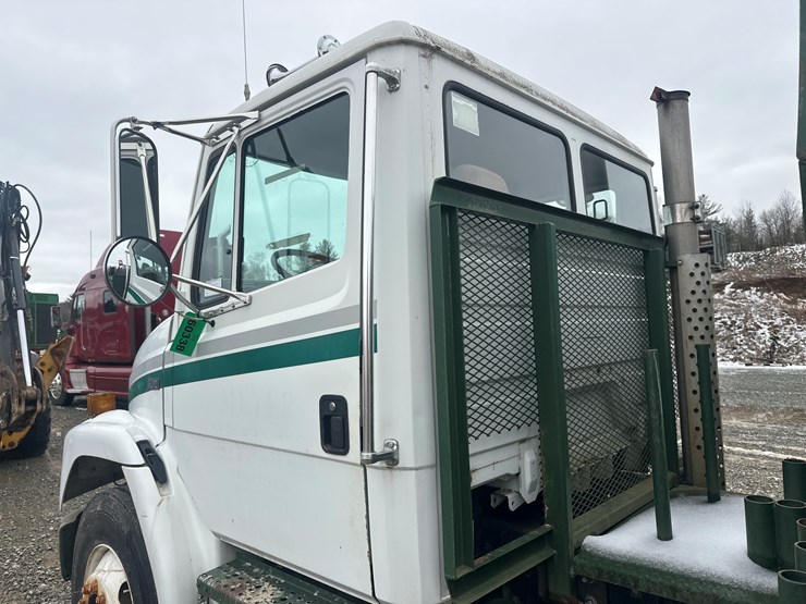 1998-massey-ferguson-8-image-16