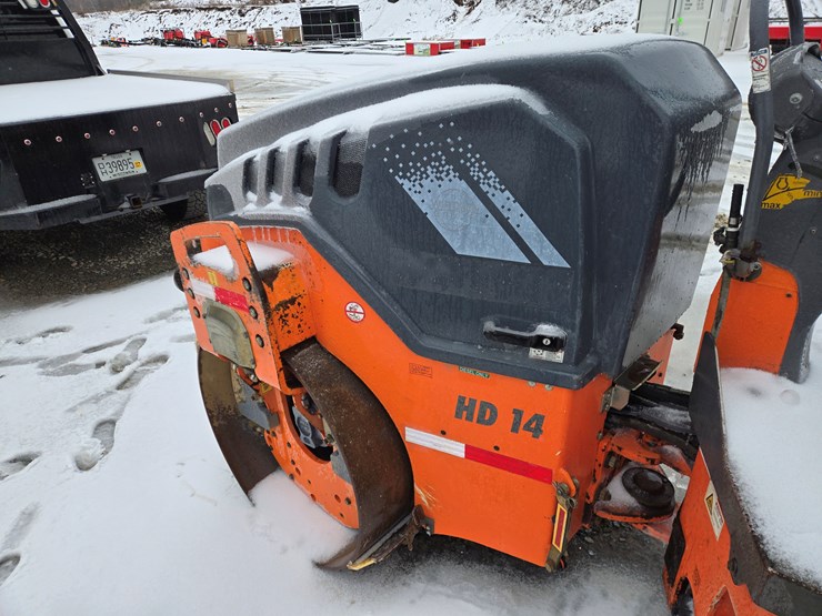 2012-hamm-hd14vv-image-12