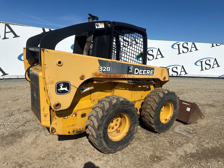 deere-328-image-5
