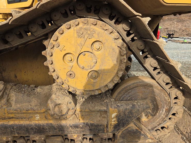 caterpillar-d6n-xl-image-51