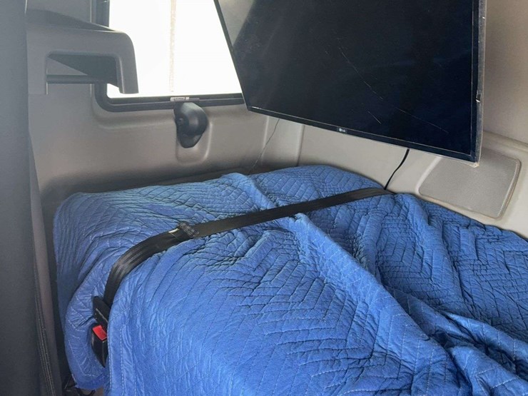 2012-international-prostar-image-28