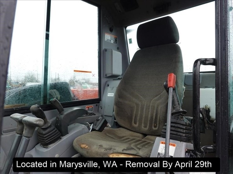 2017-kubota-kx080-image-14