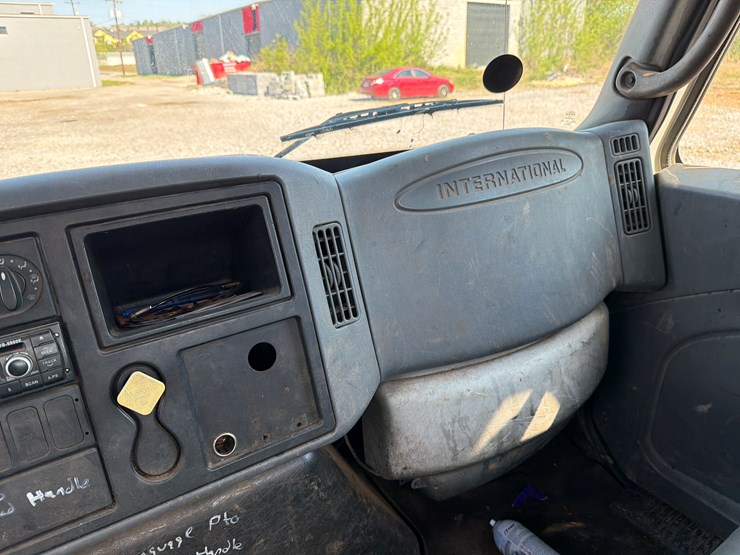 2004-international-4300-sba-image-37