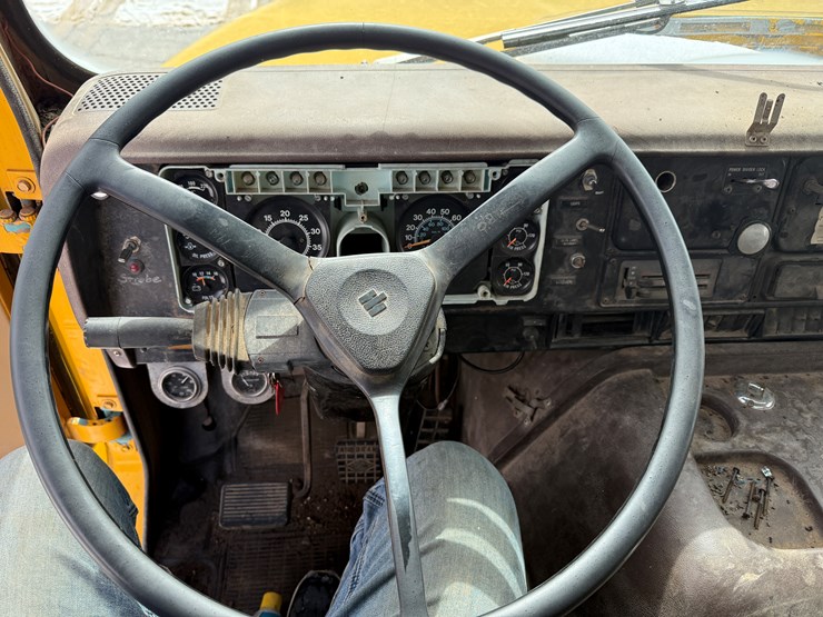 #2018-•-1978-international-f-2275-tandem-axle-water-truck-image-48