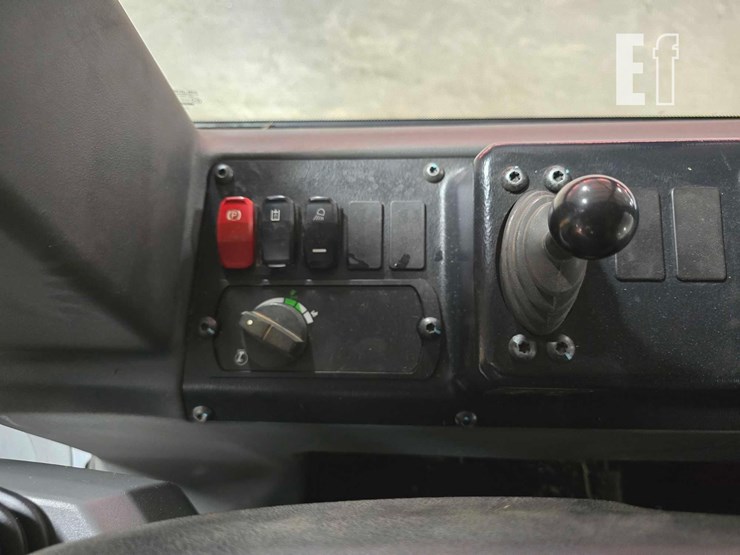 2022-caterpillar-d3-image-20