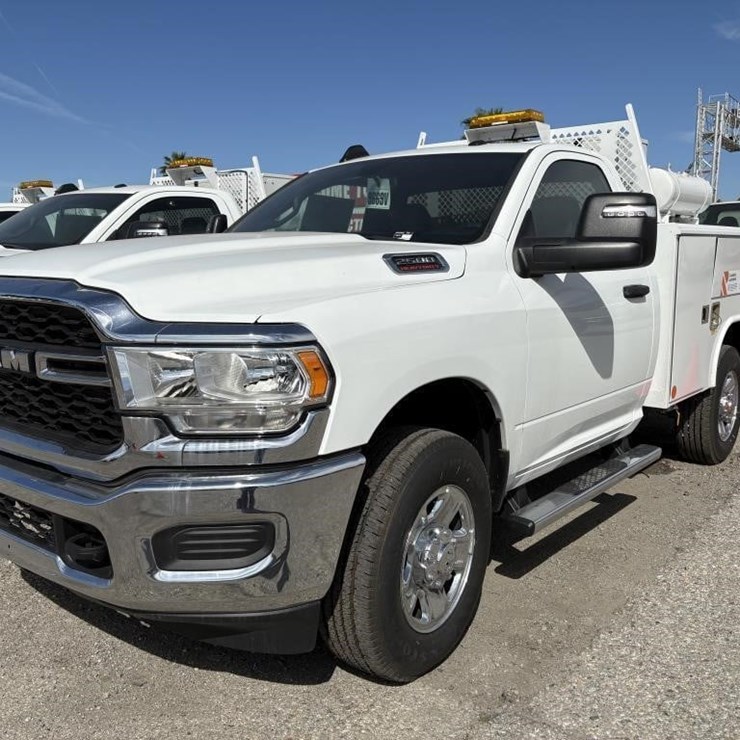 2024 DODGE 2500