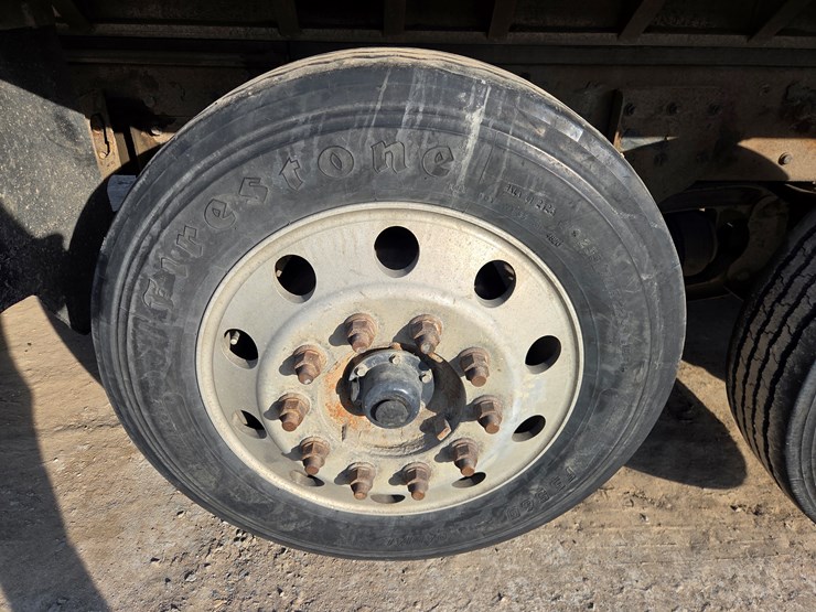 2012-international-7600-image-84