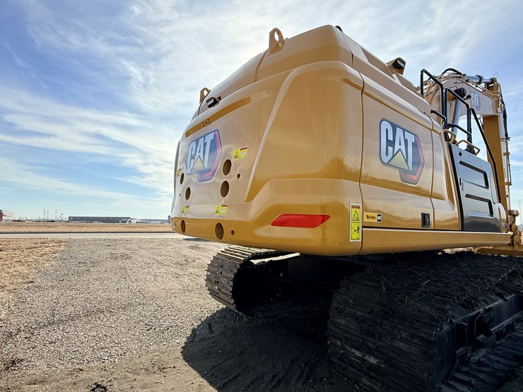 #1968-•-caterpillar-excavator-image-15