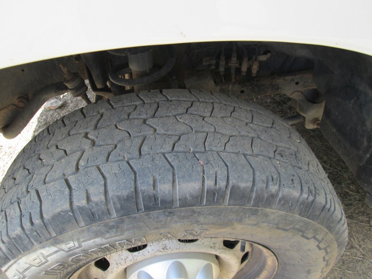 2012-dodge-2500-image-16