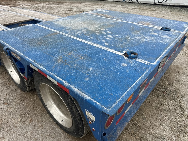 2022-globe-lowboy-image-27