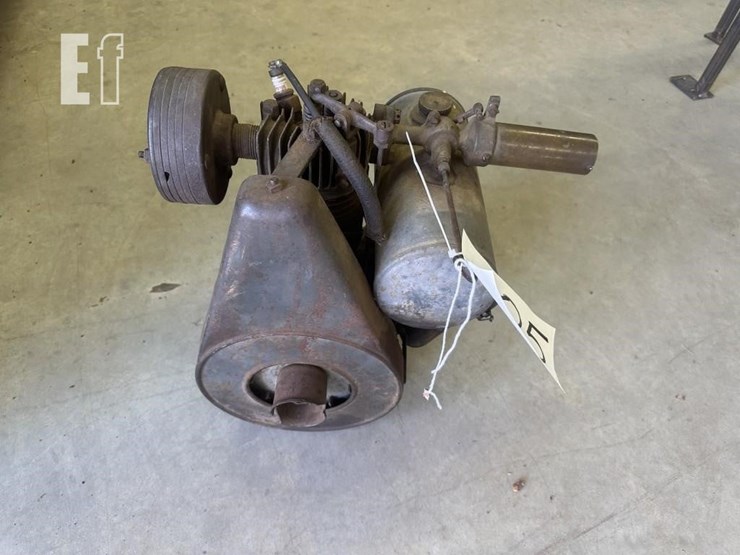 vintage-hit-&-miss-engine-image-1