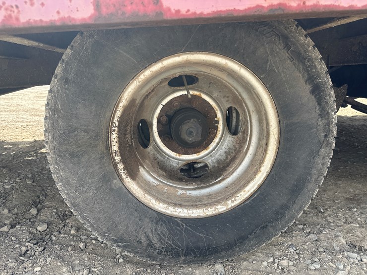 2008-massey-ferguson-8-image-32