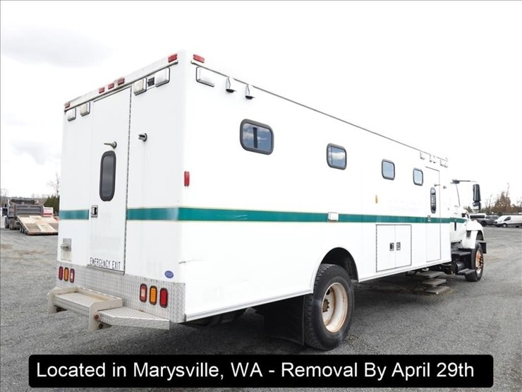 2008-international-7400-image-38