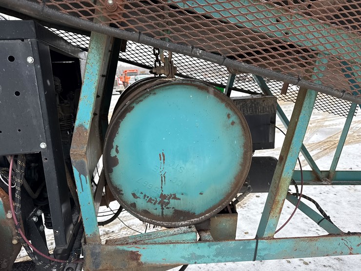 massey-ferguson-8-image-44