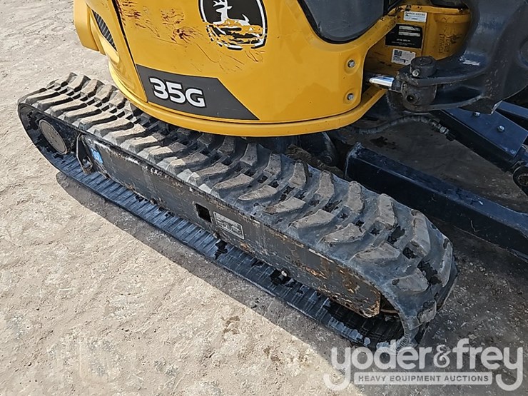 2022-deere-35g-image-12