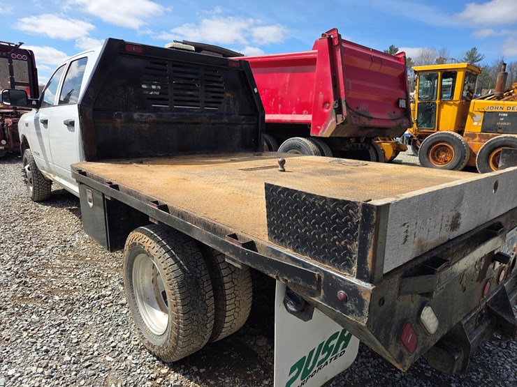 2019-dodge-3500hd-image-21