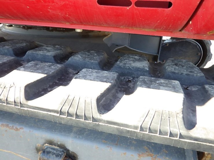 takeuchi-tb260-image-37