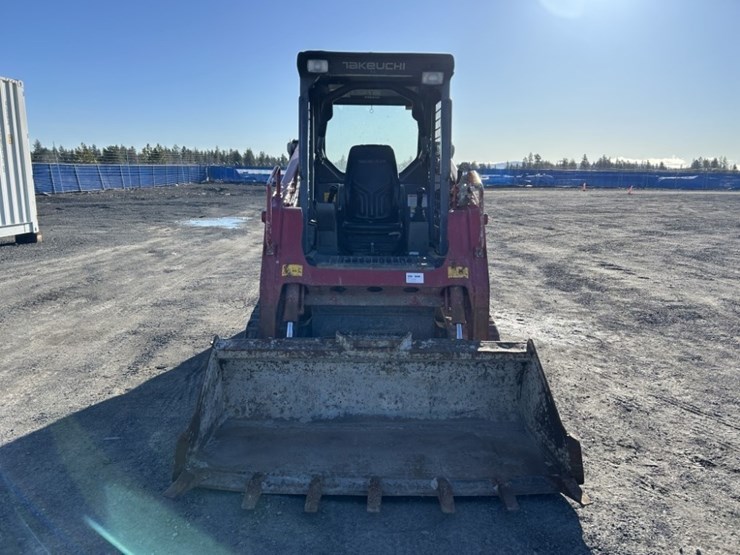 2016-takeuchi-tl8-image-8