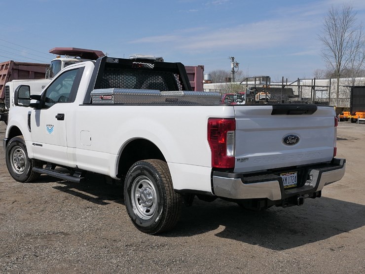 2019-ford-f250-image-3