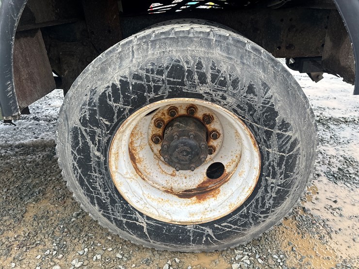 1998-massey-ferguson-8-image-76