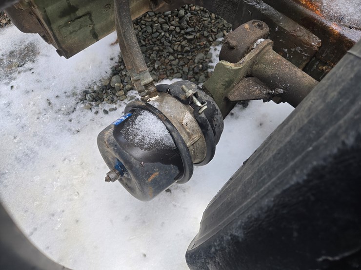 1992-massey-ferguson-8-image-38