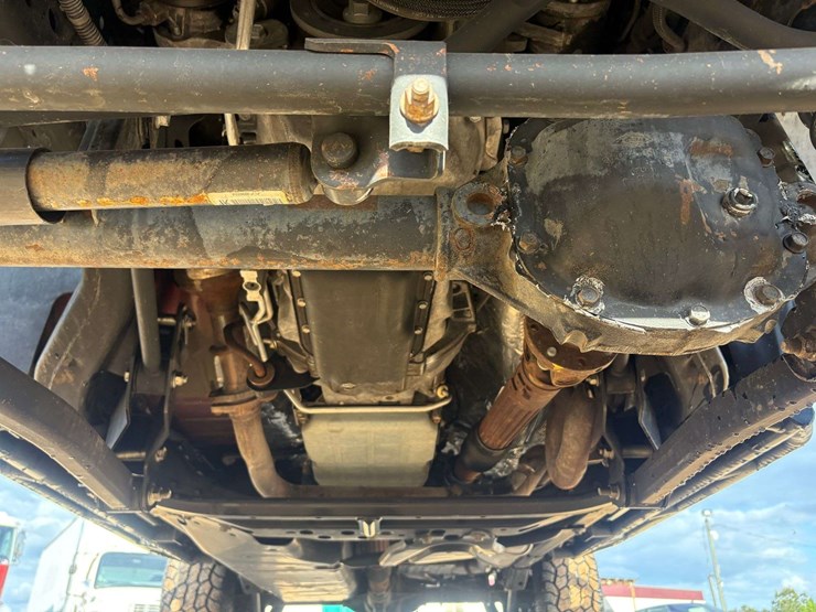 2013-jeep-wrangler-sport-image-9