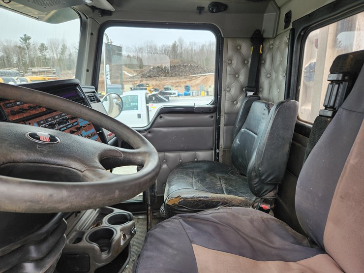 2006-kenworth-t800-image-58