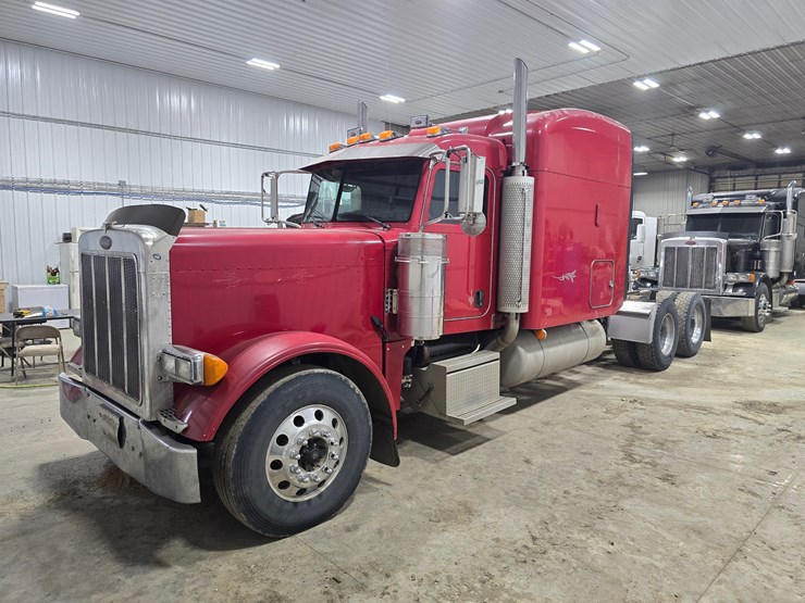 2005-peterbilt-379-image-2