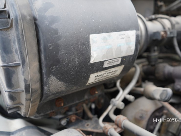 2012-hino-338-image-22