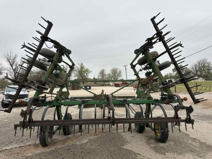 john-deere-610-image-3