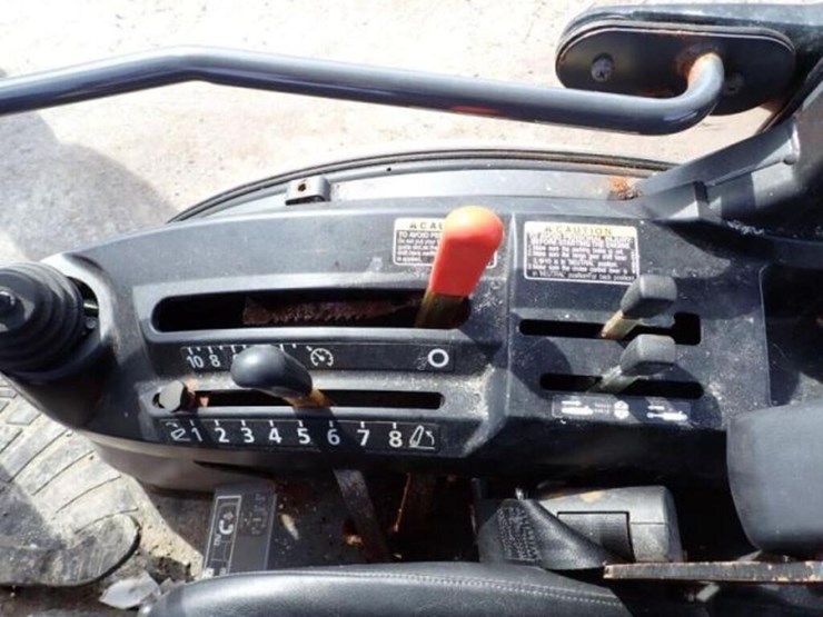 2017-kubota-b2650hsd-image-18