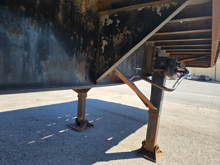 1986-utility-flatbed-image-67