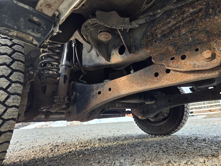 2018-ford-f550-xl-image-51