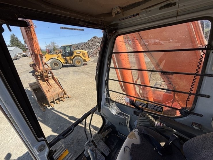 1998-hitachi-ex270-lc-5-image-34