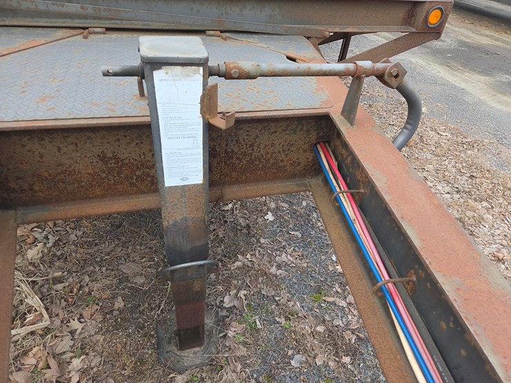 #2358-•-2006-iron-steer-8r20hdi-roll-off-trailer-image-10