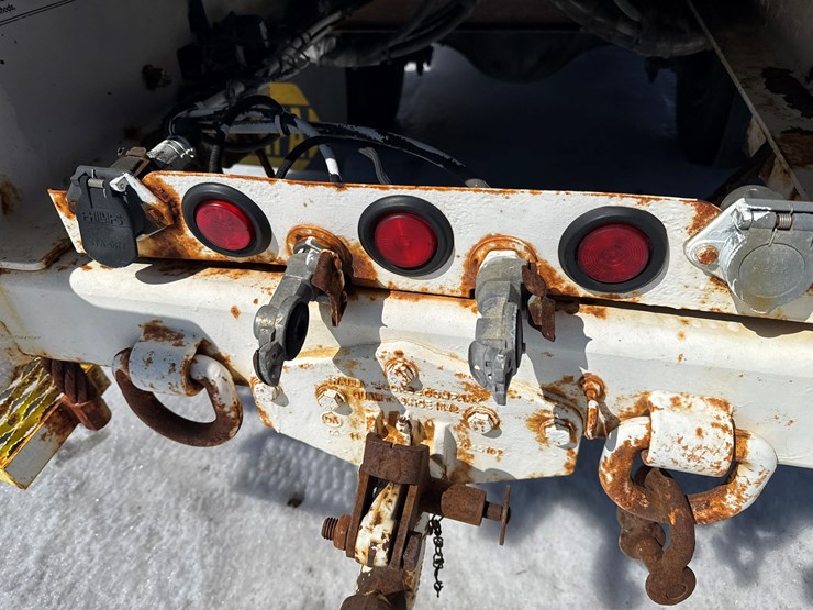 #1070-•-2012-freightliner-boom/crane-truck-image-26