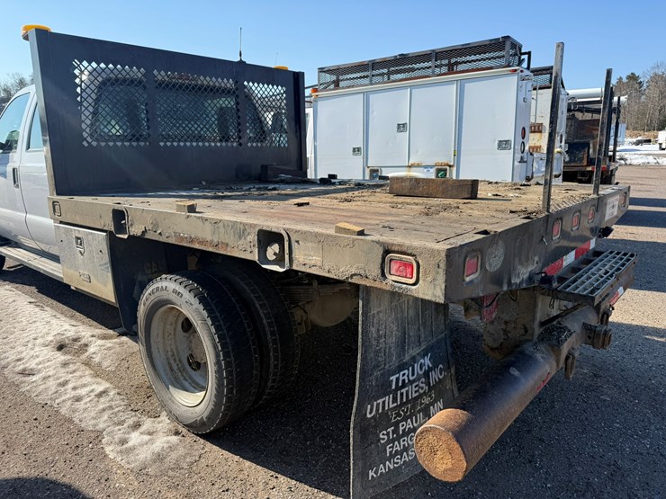 2012-ford-f550-xl-image-16