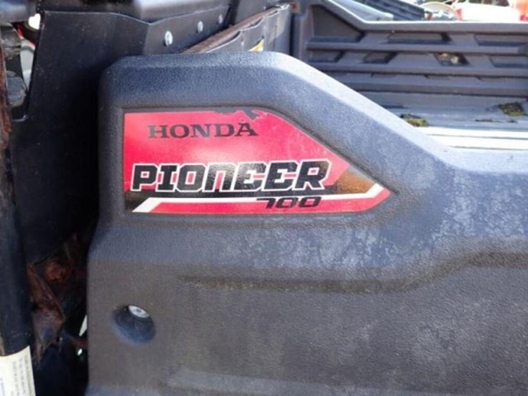 2015-honda-pioneer-700-image-20