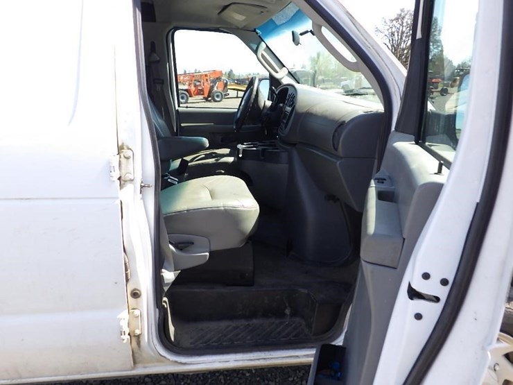 2007-ford-cargo-image-20