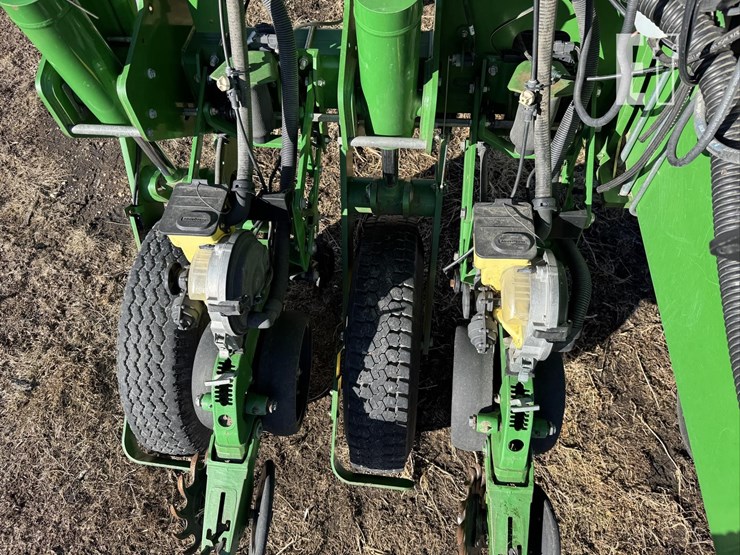 john-deere-1770-image-87