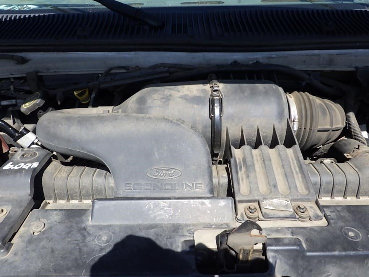 2007-ford-cargo-image-11