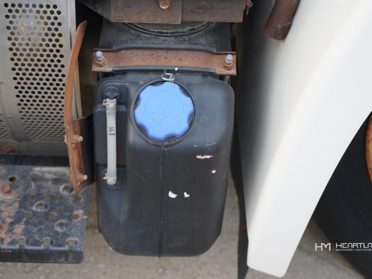 2012-hino-338-image-25