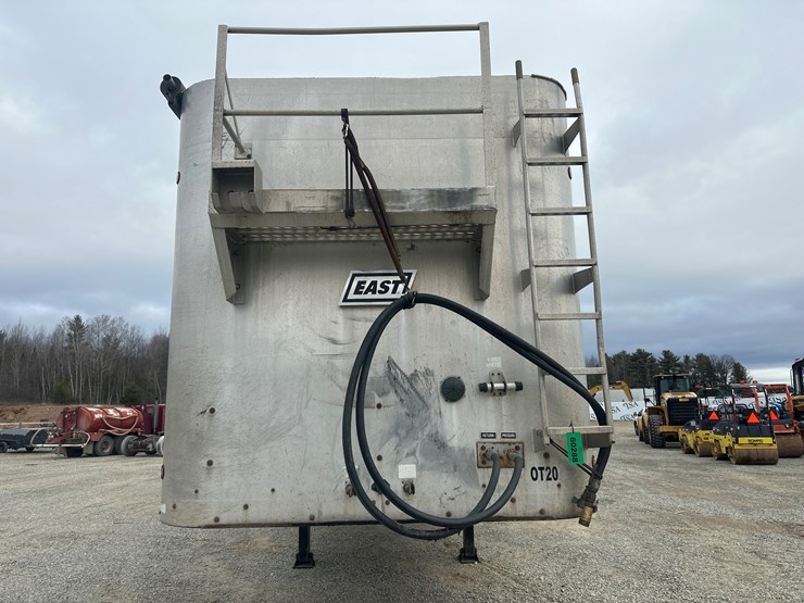 2008-massey-ferguson-8-image-8