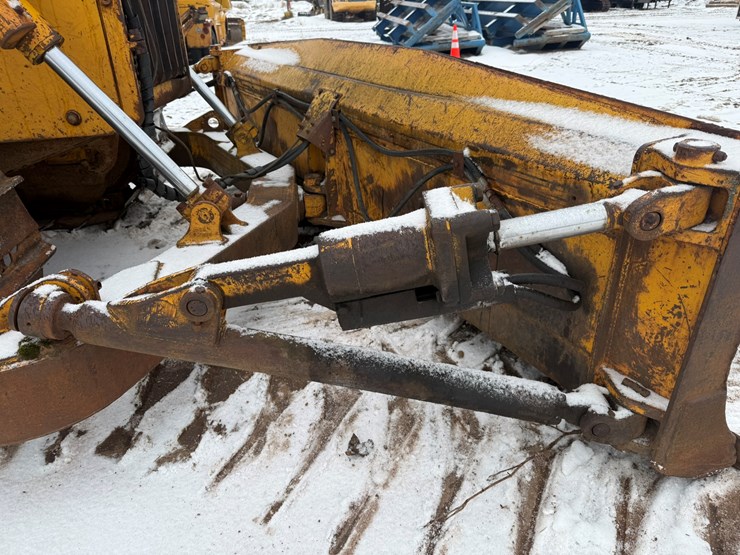 john-deere-850-image-11