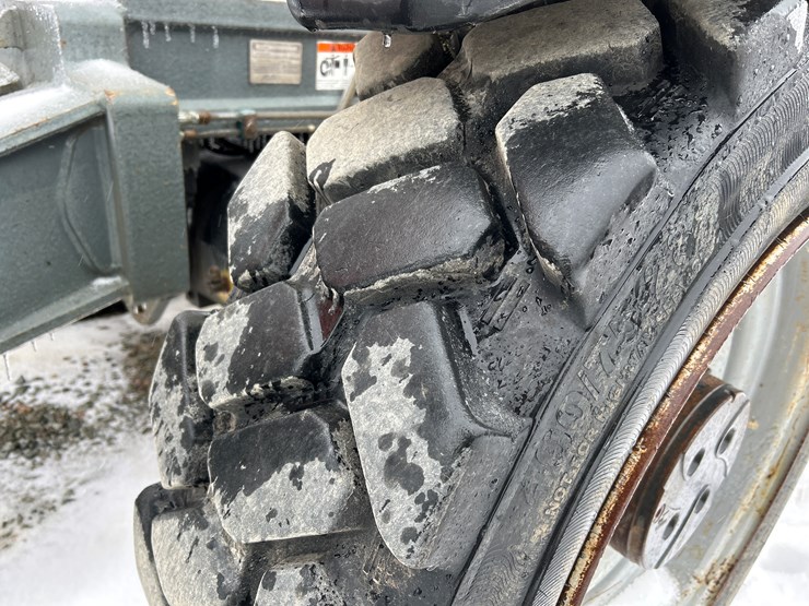 2006-jlg-g12-55a-image-64