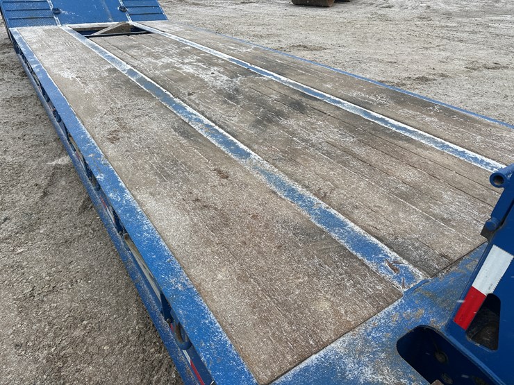 2022-globe-lowboy-image-20