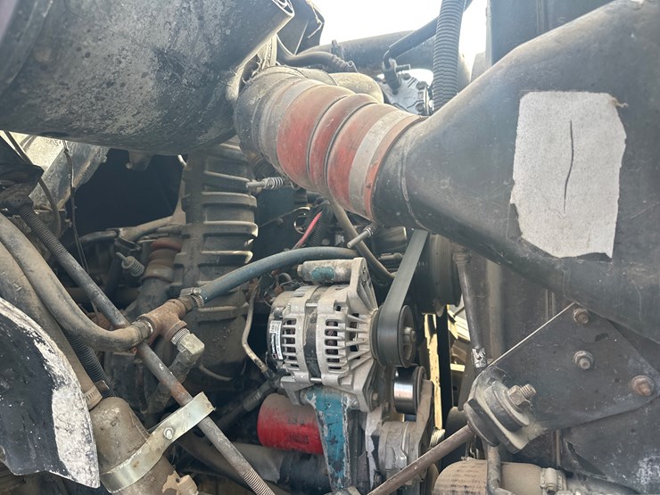 1995-international-8100-image-67