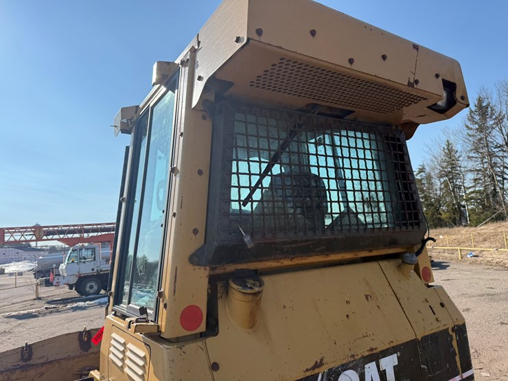 caterpillar-d5g-lgp-image-19