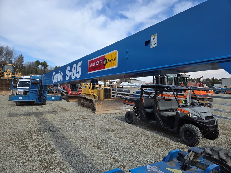 2007-genie-s85-image-20