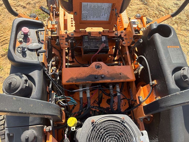 scag-tiger-cub-52"-zero-turn-mower-(489-hours)-image-19